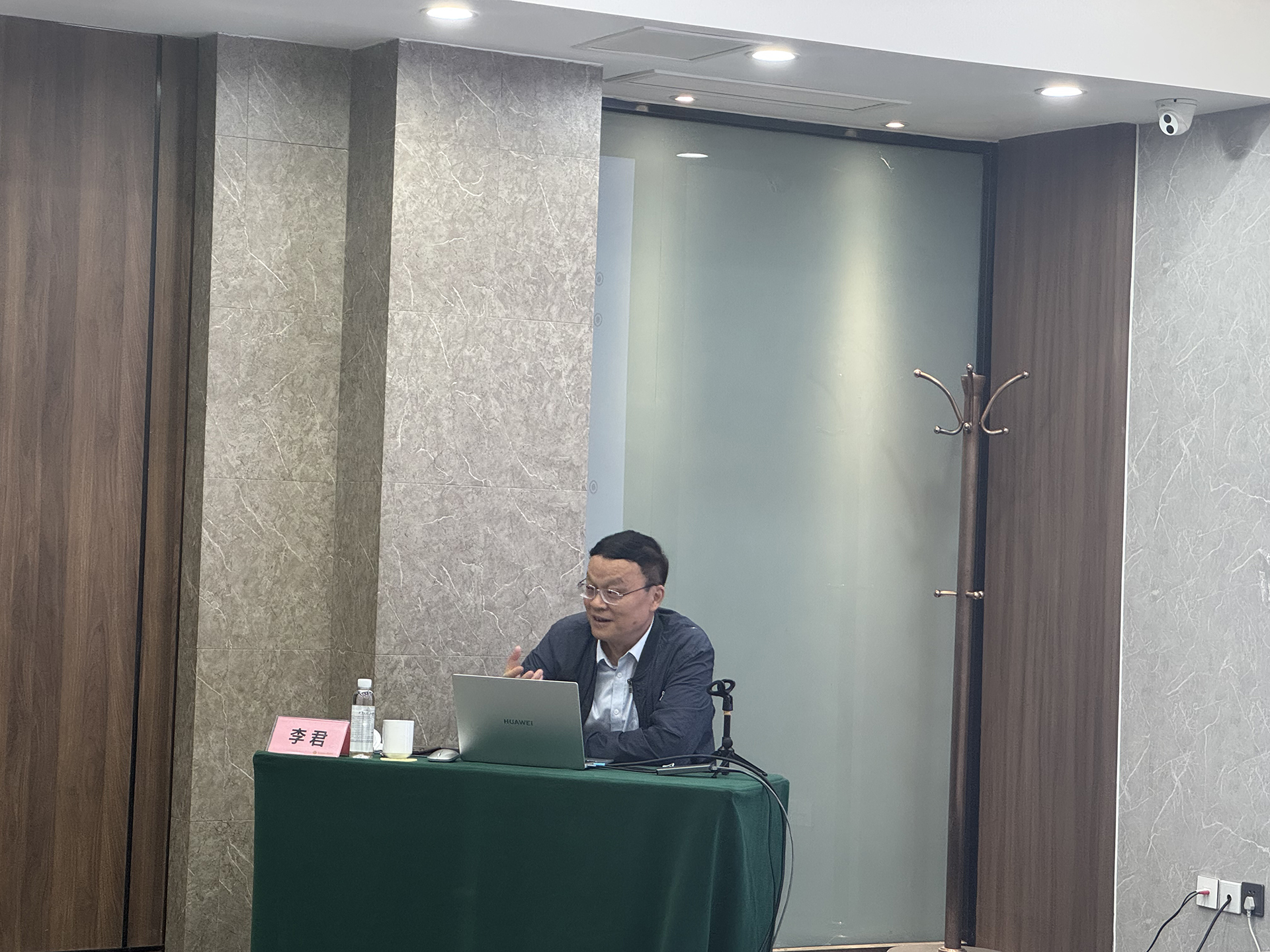 授课老师 3.jpg